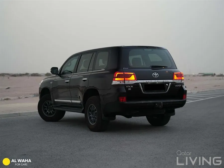 Toyota Land Cruiser VXR