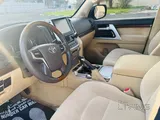 Toyota Land Cruiser VXR 2017