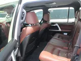 Toyota Land Cruiser VXR 2019