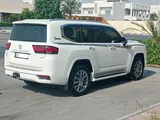 Toyota Land Cruiser VXR 2022