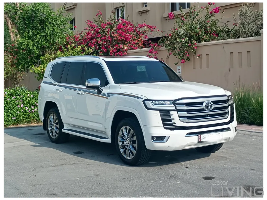 Toyota Land Cruiser VXR 2022