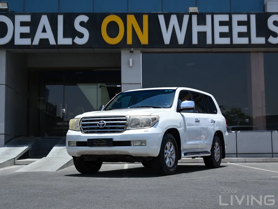 Toyota Land Cruiser VXR. Model 2009. 