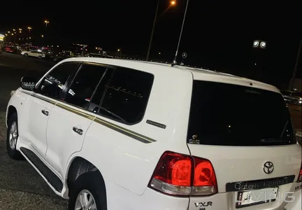 Toyota Land Cruiser VXR 2009