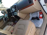TOYOTA  LAND CRUISER  VXR  V8  2013 MODEL  REGISTERED IN 2014