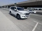 Toyota land curser  2016 v8 full option salji