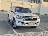 Toyota land curser  2016 v8 full option salji