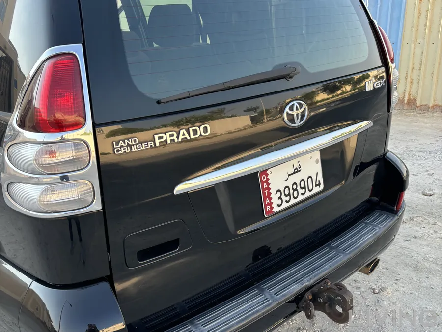 Toyota Prado black family used car 4 x4 very good condition 