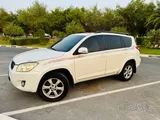 Toyota RAV4 2011 – 128,000km