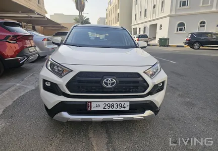 Toyota RAV4  2024
