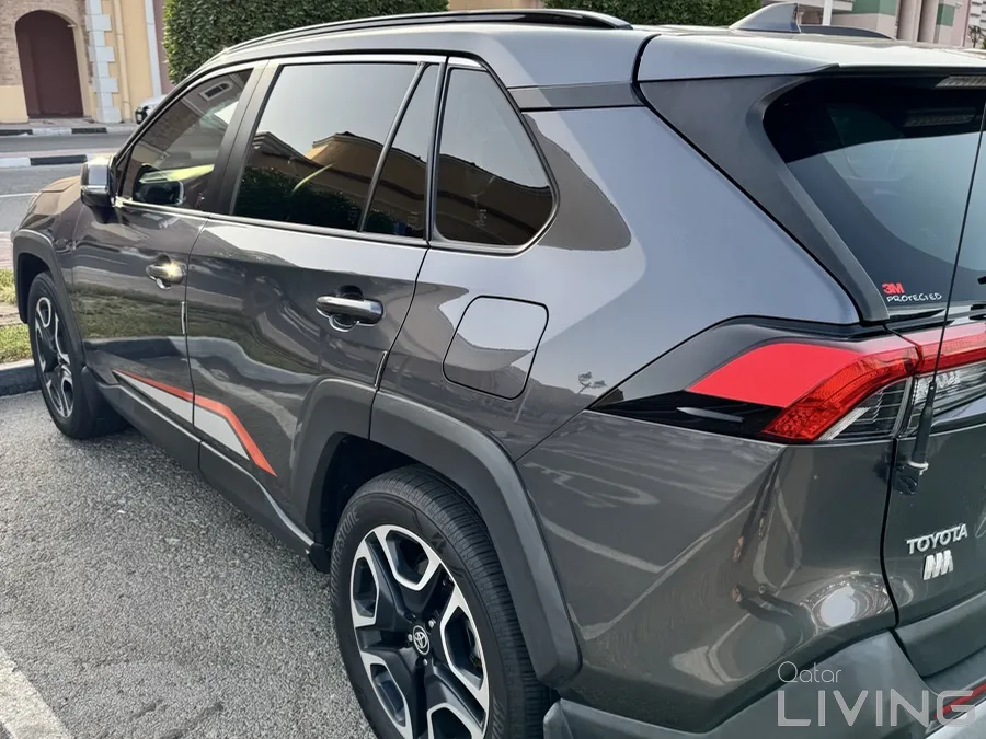 Toyota RAV4 - Full Option