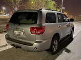 Toyota Sequoia 2011