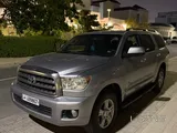Toyota Sequoia 2011