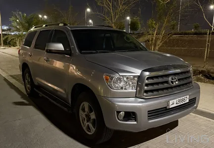 Toyota Sequoia SR5 2011