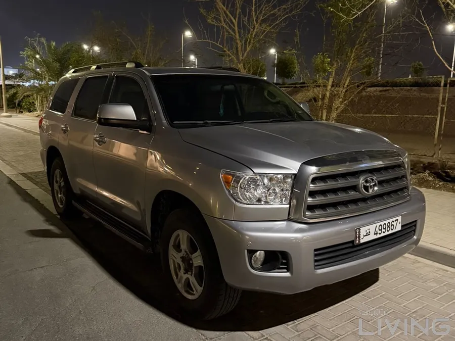 Toyota Sequoia 2011