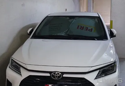 Toyota Yaris 1.5 E 2024