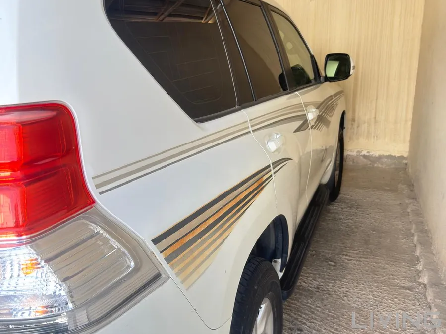 Toyoto Prado,TXL,V4
