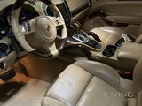 Must See - Very good conditions Porsche Cayenne S 2011 for sale 