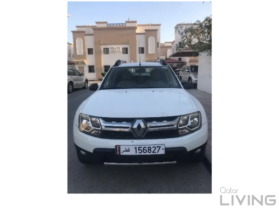 Very low km Renault duster 2017 model