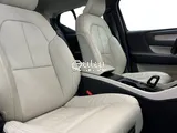 VOLVO XC40 CORE T4 2023 64,493KM