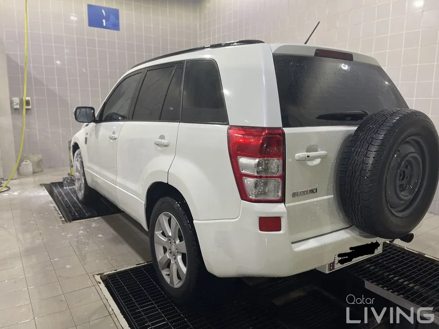 Well maintained full option car