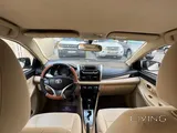 White Toyota Yaris – Smooth, Reliable, Family-Owned