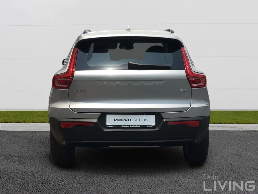 XC40 ULTIMATE DARK 2023