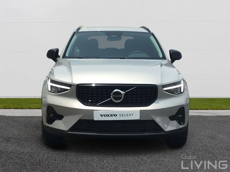 XC40 ULTIMATE DARK 2023