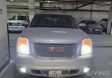 GMC Yukon Denali 2009